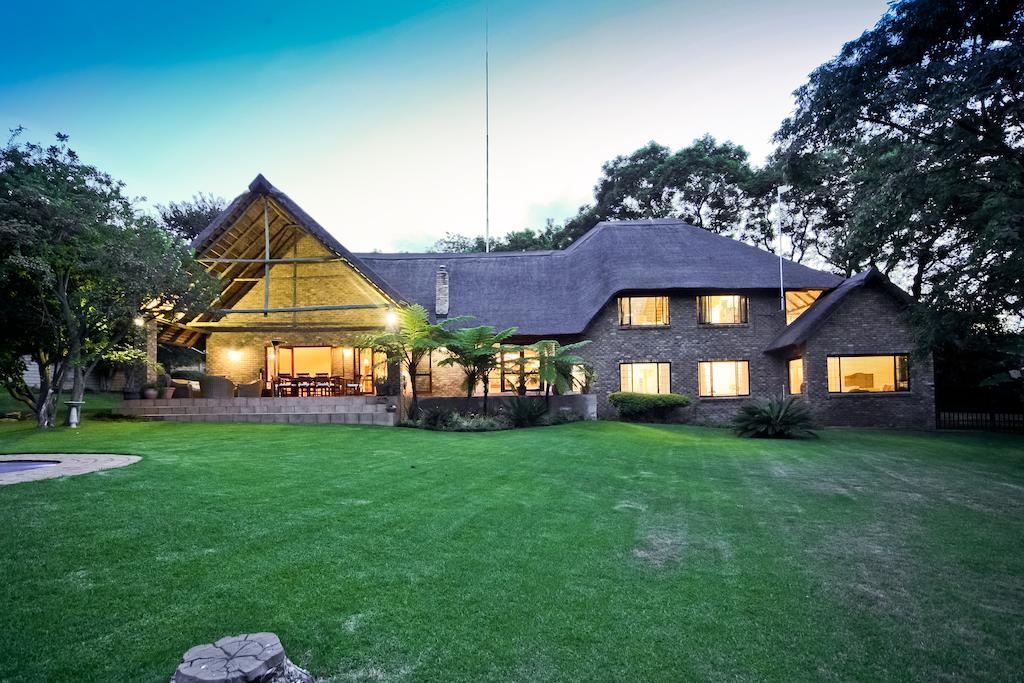 50 On Shepherd Boutique Guest House 샌톤 외부 사진